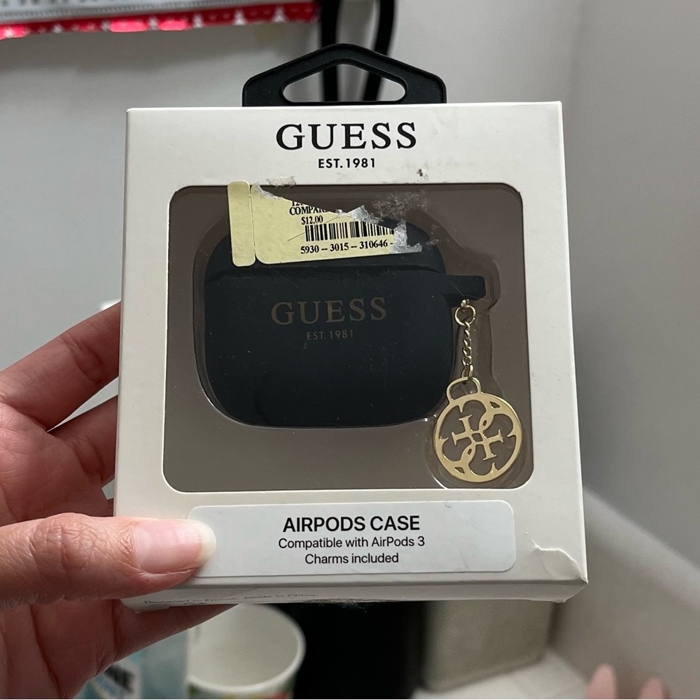 Guess Black AirPods Case Bundle